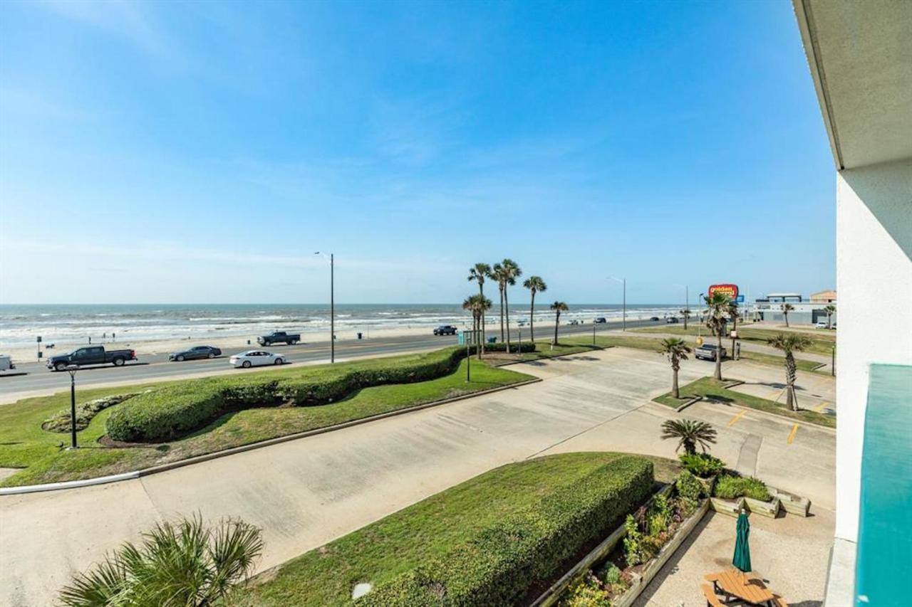Casa Del Mar A Step To Shore Galveston Exterior photo