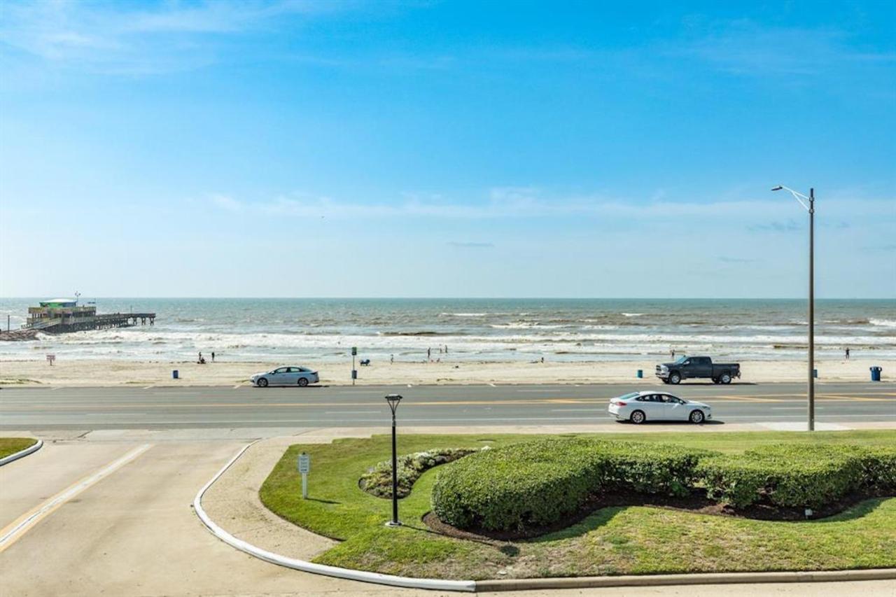 Casa Del Mar A Step To Shore Galveston Exterior photo
